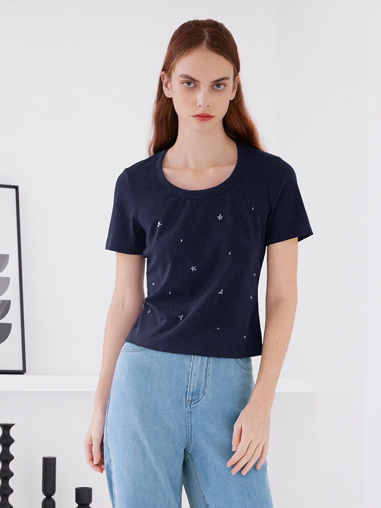 Round Neck Bead Slim T-shirt GOELIA