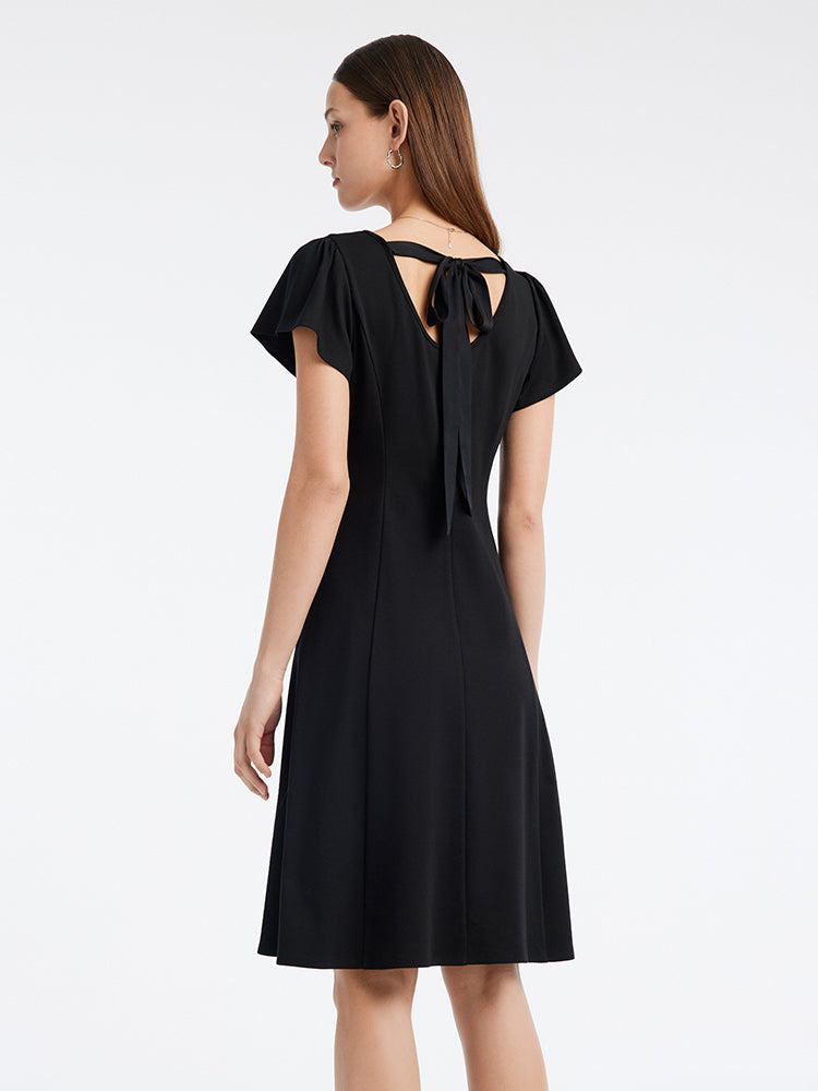 V-neck Black Waist-skimming Dress GOELIA