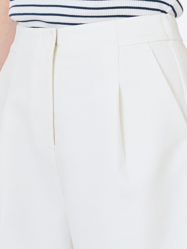 White A-shape Basic Short GOELIA